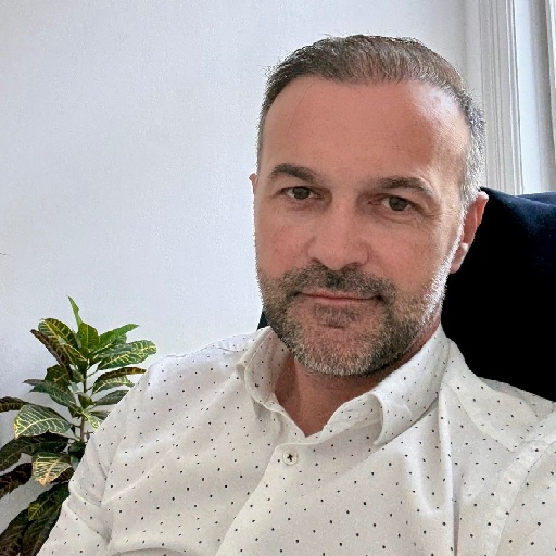 Fotografie Traian-Cristian CHIȘ