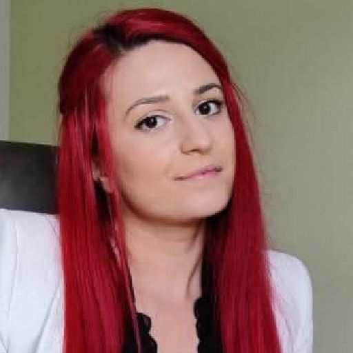 Fotografie Larisa-Raluca CONTRA