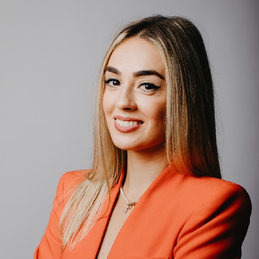 Fotografie CODRUTA-DENISA BLAJ