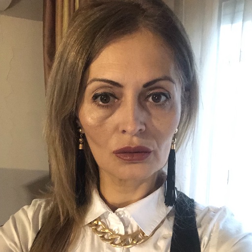 Fotografie Gabriela-Laura ENICĂ-MOISESCU