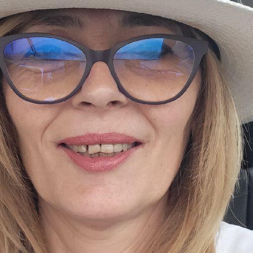 Fotografie Reghine-Ursula GHEORGHINA