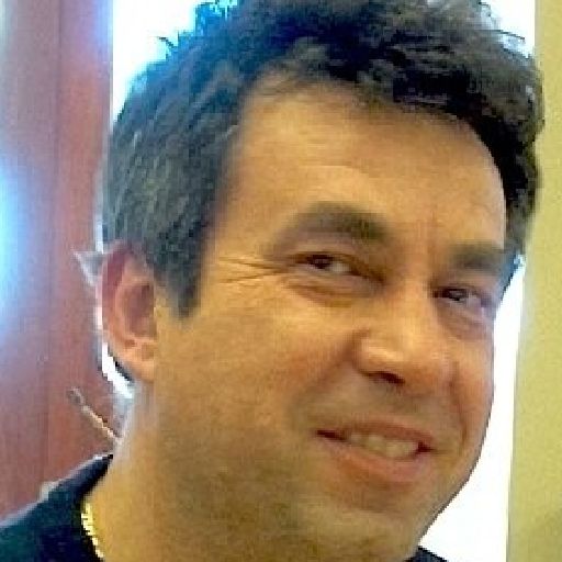 Fotografie RADU-DRAGOS NEACSU