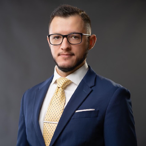 Fotografie CLAUDIU-GABRIEL OLOERIU