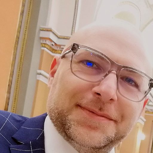 Fotografie Tudor-Laurenţiu OPREAN