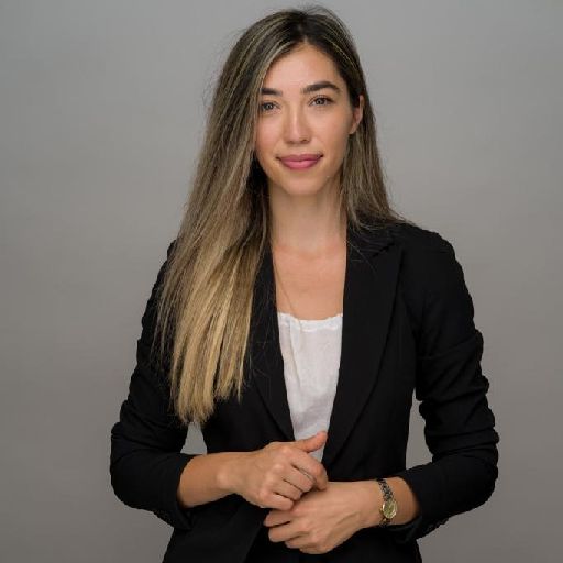 Fotografie REBECCA POPESCU