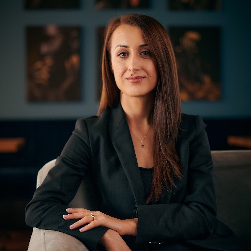 Fotografie MADALINA-BEATRICE TOCA