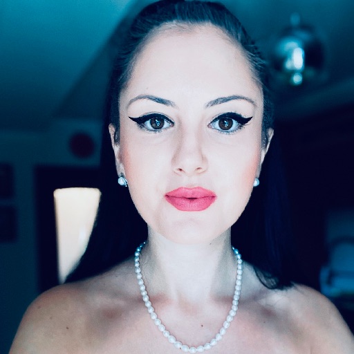 Fotografie DANA-MADALINA VELCEA